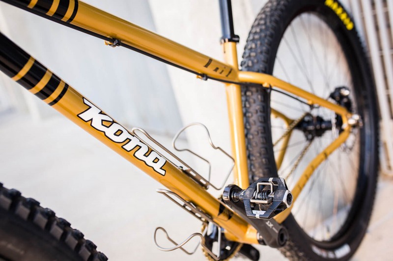 Downtube of Nik's custom Kona Unit