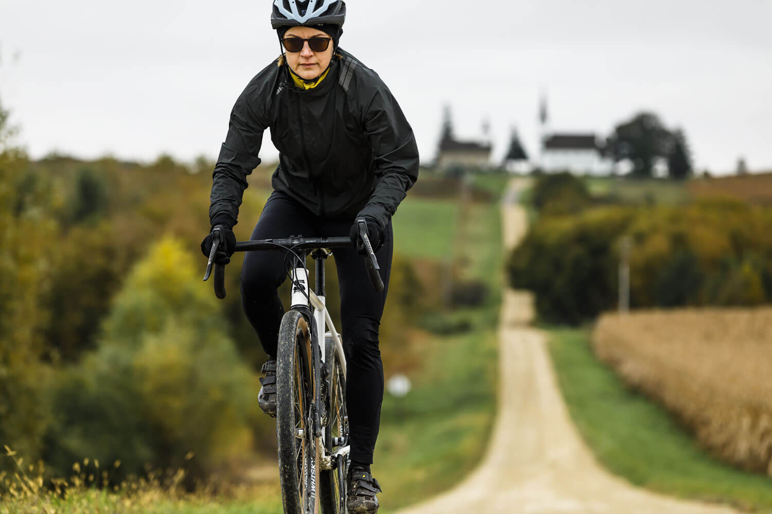 No9 12F Drop Bar Lifestyle 2
