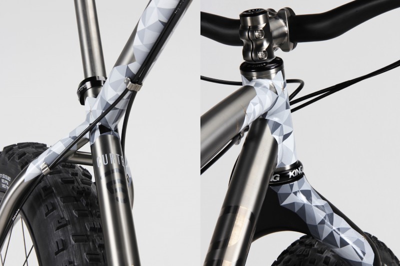 Front and rear details.